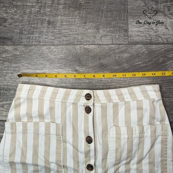 Old Navy Striped Button Front Mini Skirt Size 6 - Picture 3 of 5